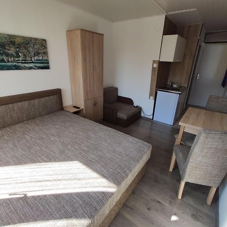 Ozone Apartman Шіофок Екстер'єр фото